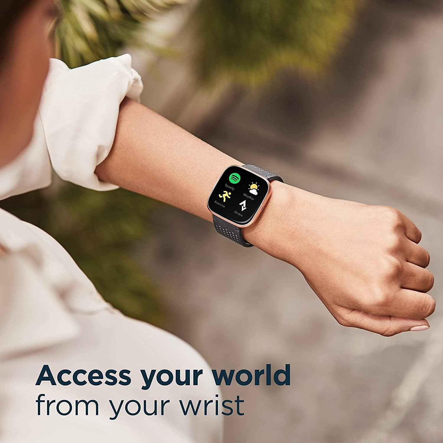 Fitbit Versa 2 Health and Fitn - Smartwatch X 评论和价格